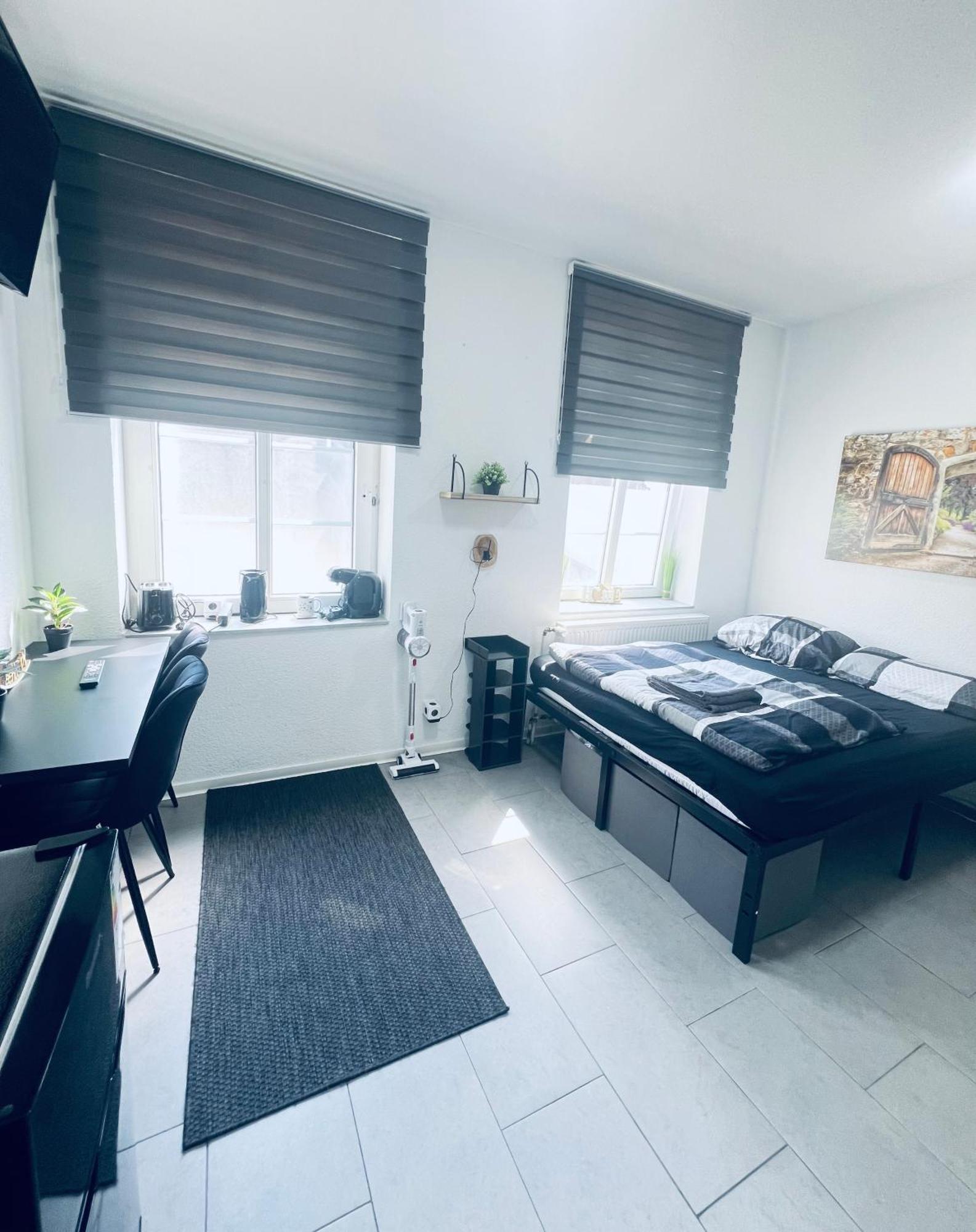 Traumhaftes 1-Zi Apartment Mit Gartennutzung Naehe Krefeld Hbf ภายนอก รูปภาพ