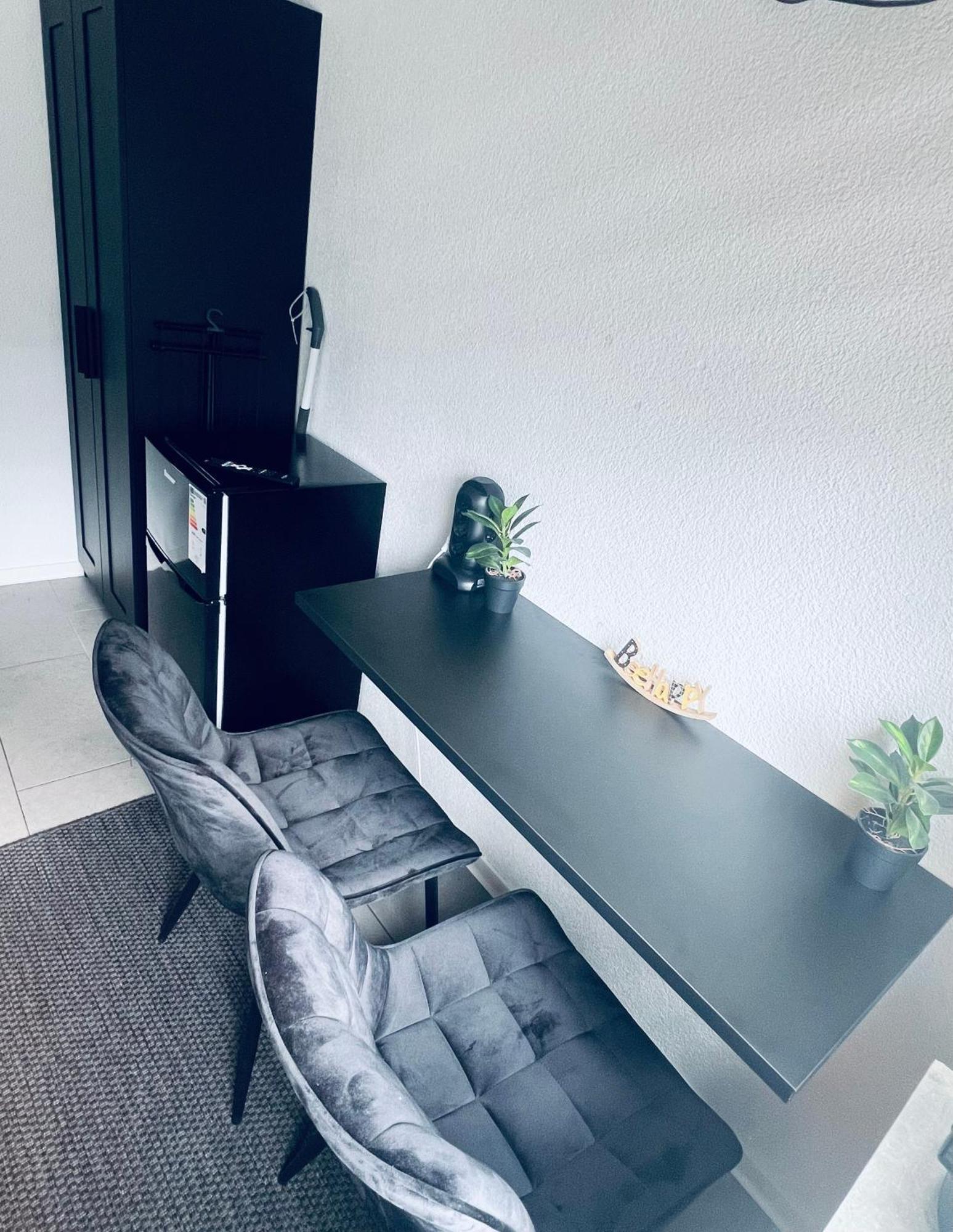 Traumhaftes 1-Zi Apartment Mit Gartennutzung Naehe Krefeld Hbf ภายนอก รูปภาพ